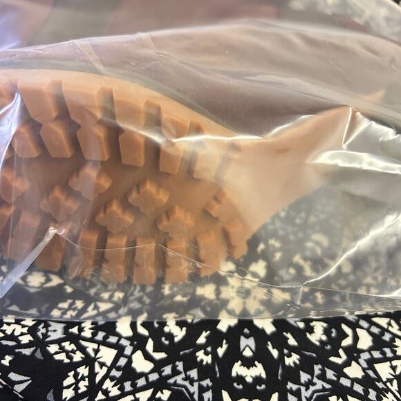 NWT Sanctuary Ravish Suede Chelsea Heel Boot 8 Burgundy Red Bootie Ankle Lug 90s - Picture 9 of 10